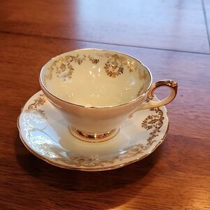 Royal Sutherland Staffordshire teacup & saucer gold filigree vintage